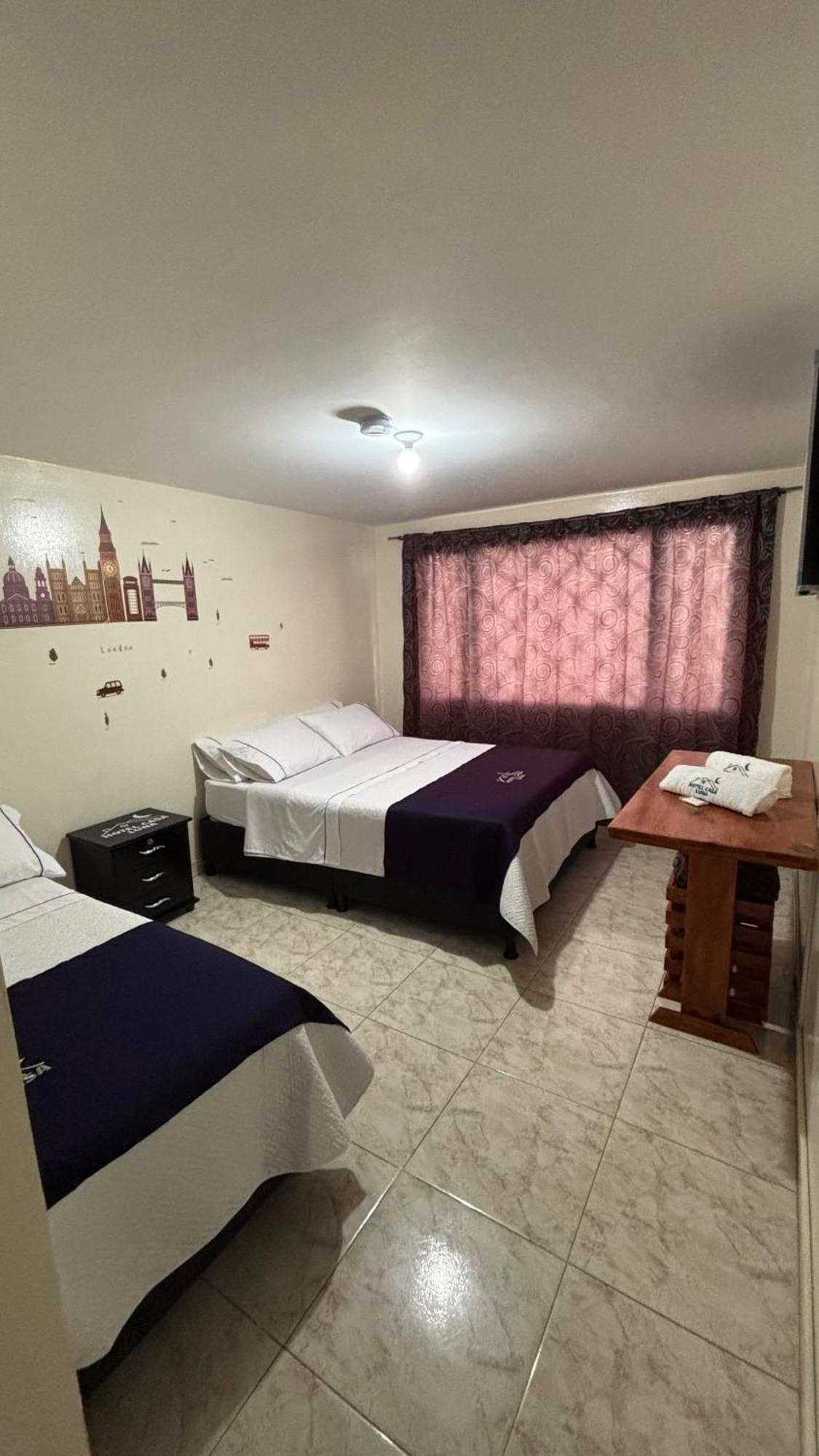 Hotel Casa Luna Bogotá Zimmer foto