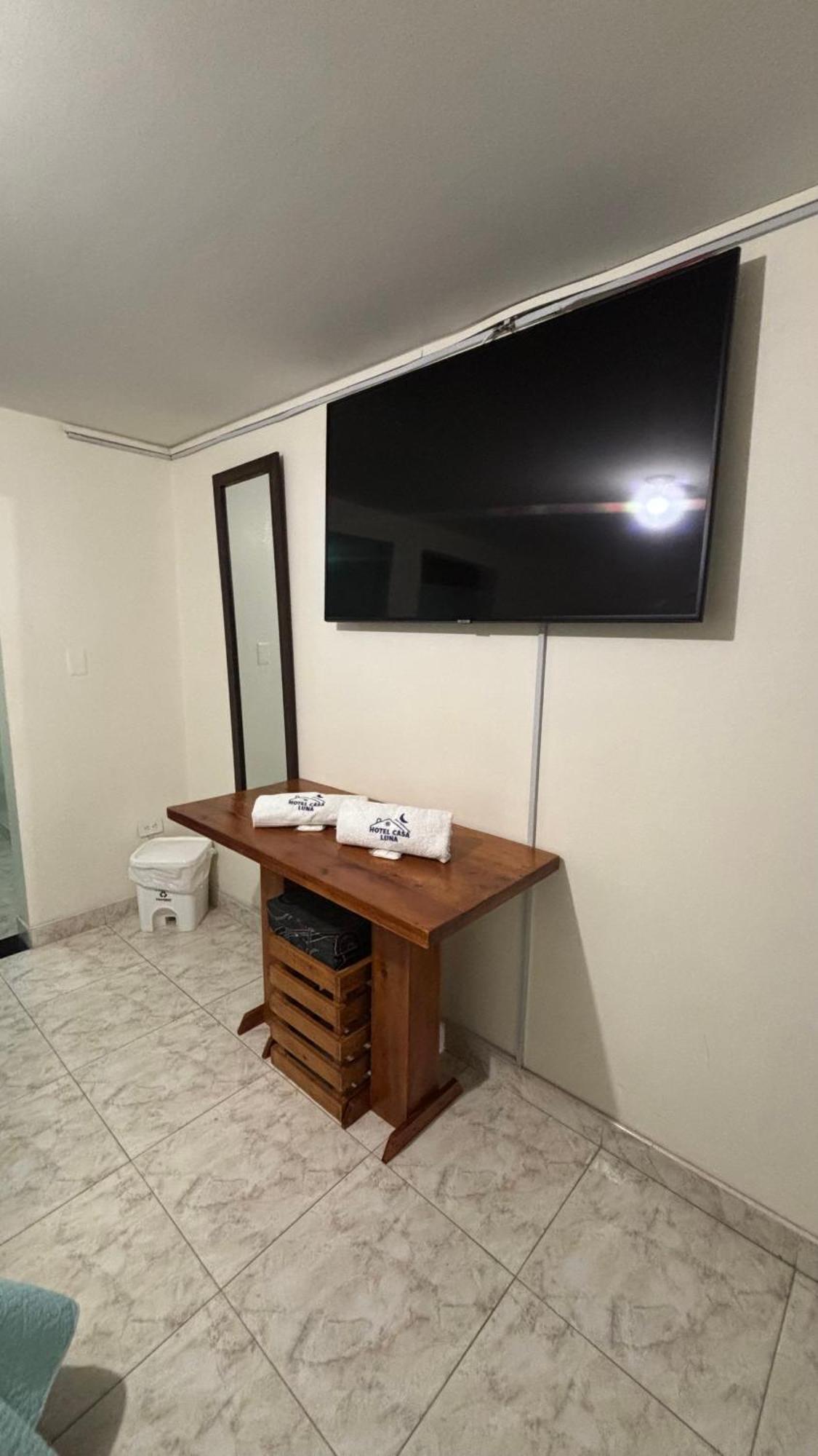 Hotel Casa Luna Bogotá Zimmer foto