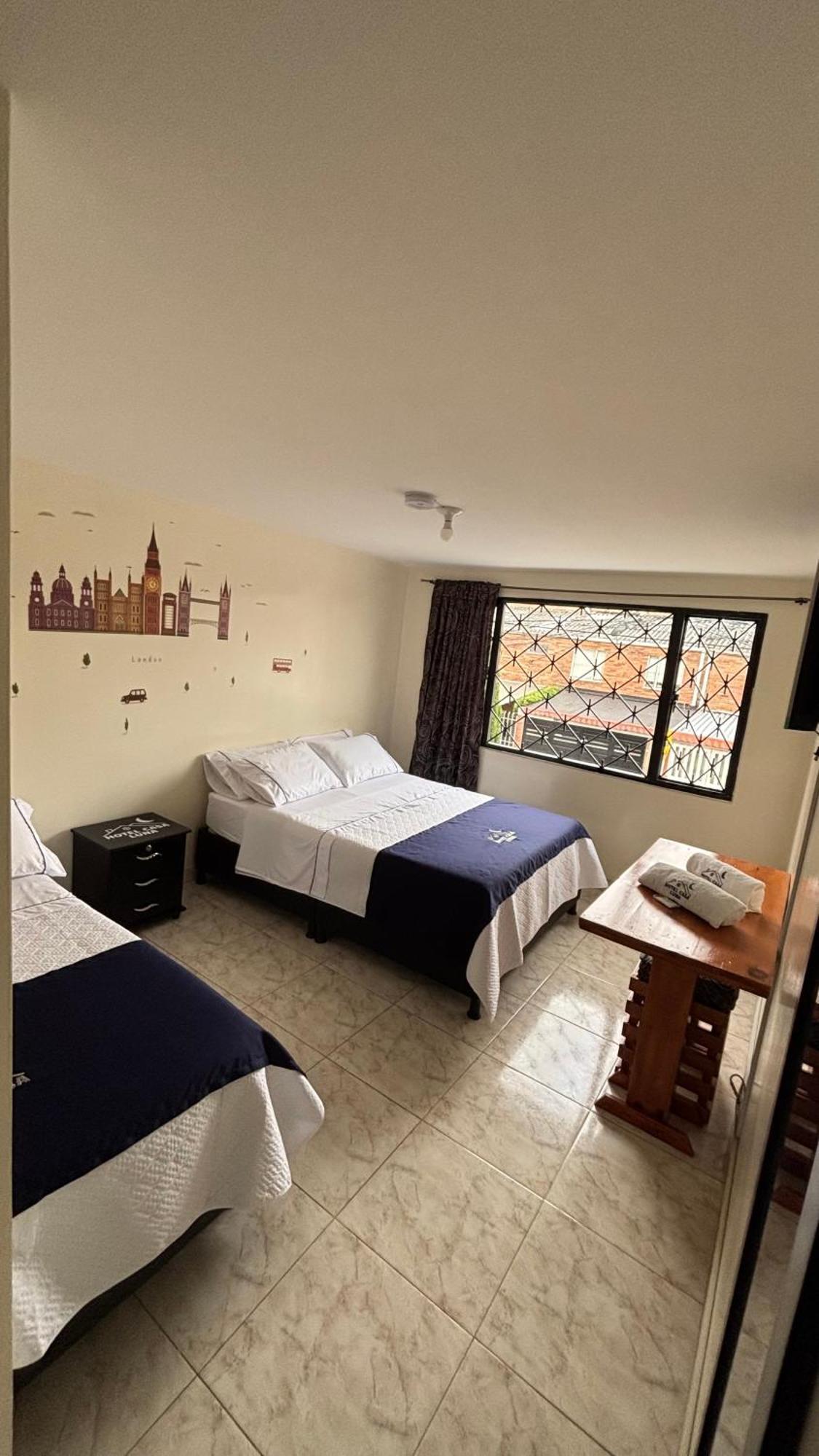 Hotel Casa Luna Bogotá Zimmer foto
